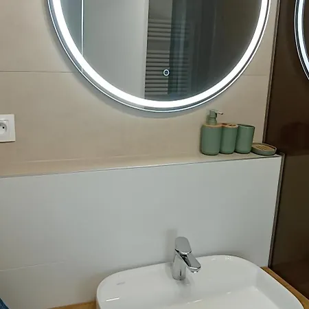 Daire Luxurious Brand New Free Parking Bratislava