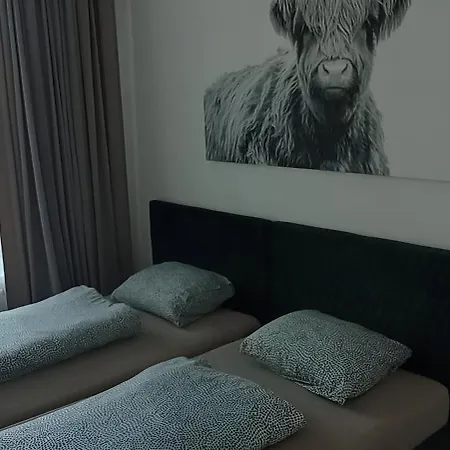 Luxurious Brand New Free Parking Apartment Bratislava