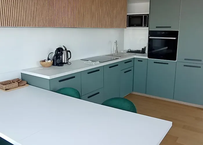 아파트 Luxurious Brand New Free Parking *