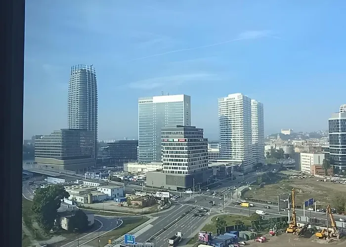 아파트 Luxurious Brand New Free Parking 브라티슬라바