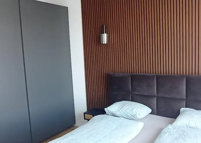 Apartment Luxurious Brand New Free Parking