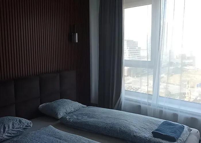 Apartment Luxurious Brand New Free Parking