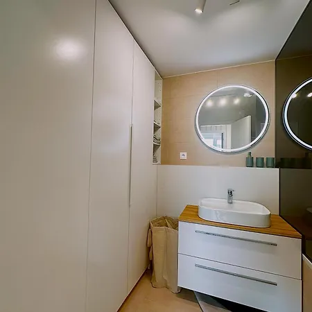 Apartamento Luxurious Brand New Free Parking *