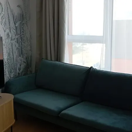 Apartment Luxurious Brand New Free Parking *